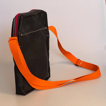 Afbeelding in Gallery-weergave laden, De surfzeil schoudertas geel/zwart