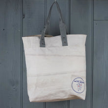 Afbeelding in Gallery-weergave laden, De shopper tas met grijze banden