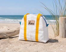 Afbeelding in Gallery-weergave laden, De van-alles-tas of toilettas met hengsels
